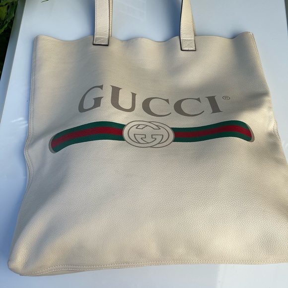Gucci Logo Print Leather Tote Bag in White - Picture 5 of 12